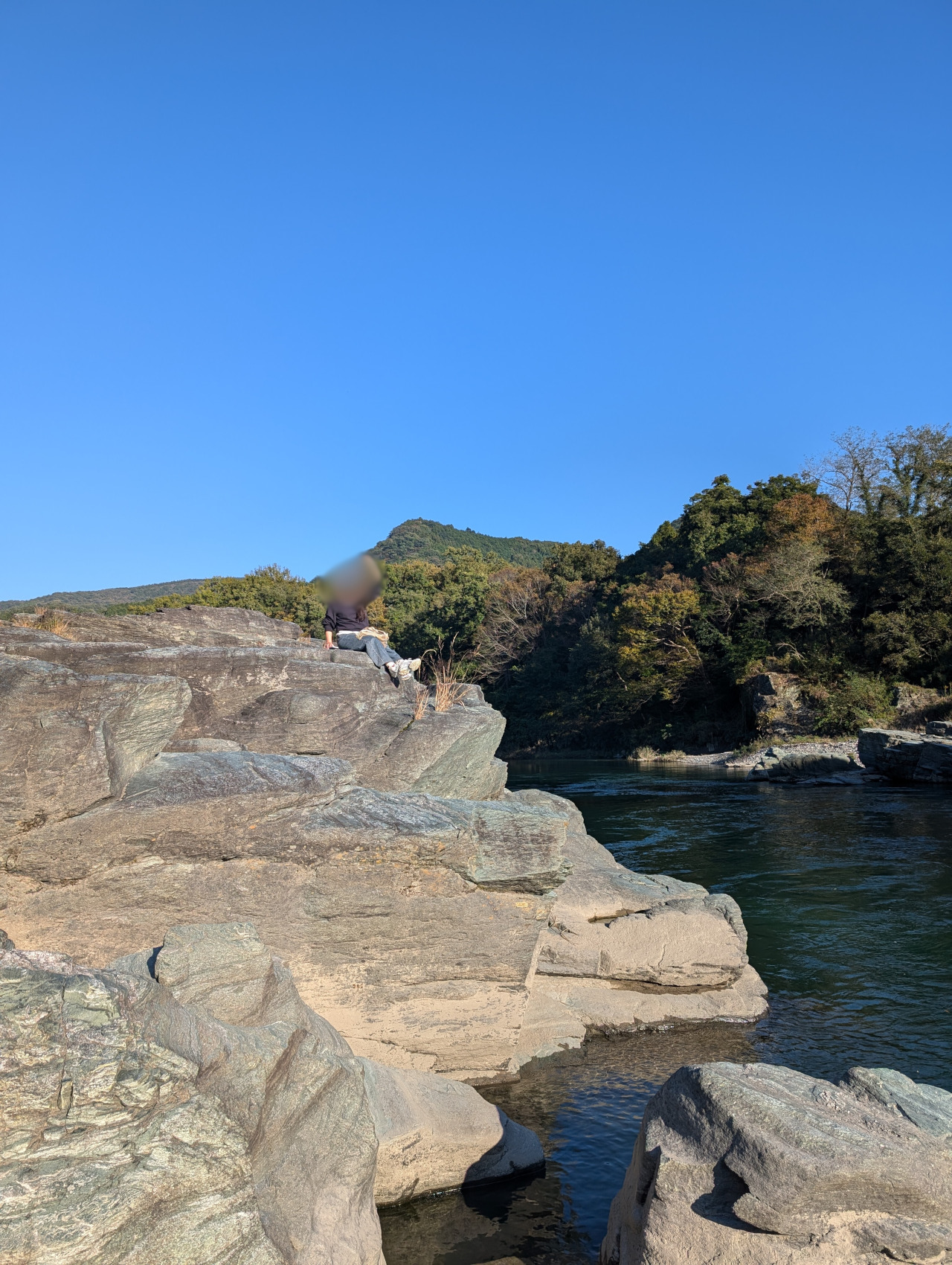 川